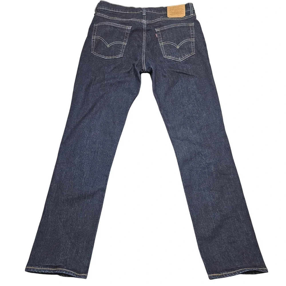 Levis well retain